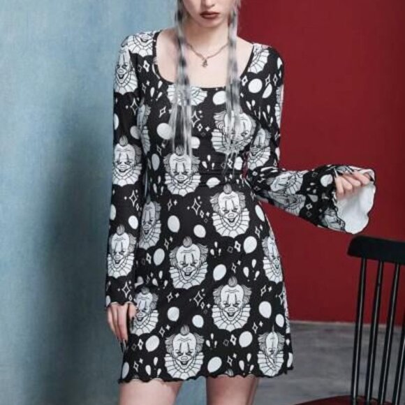 Black & IT pennywise S clown White Dress nwt - Picture 1 of 10